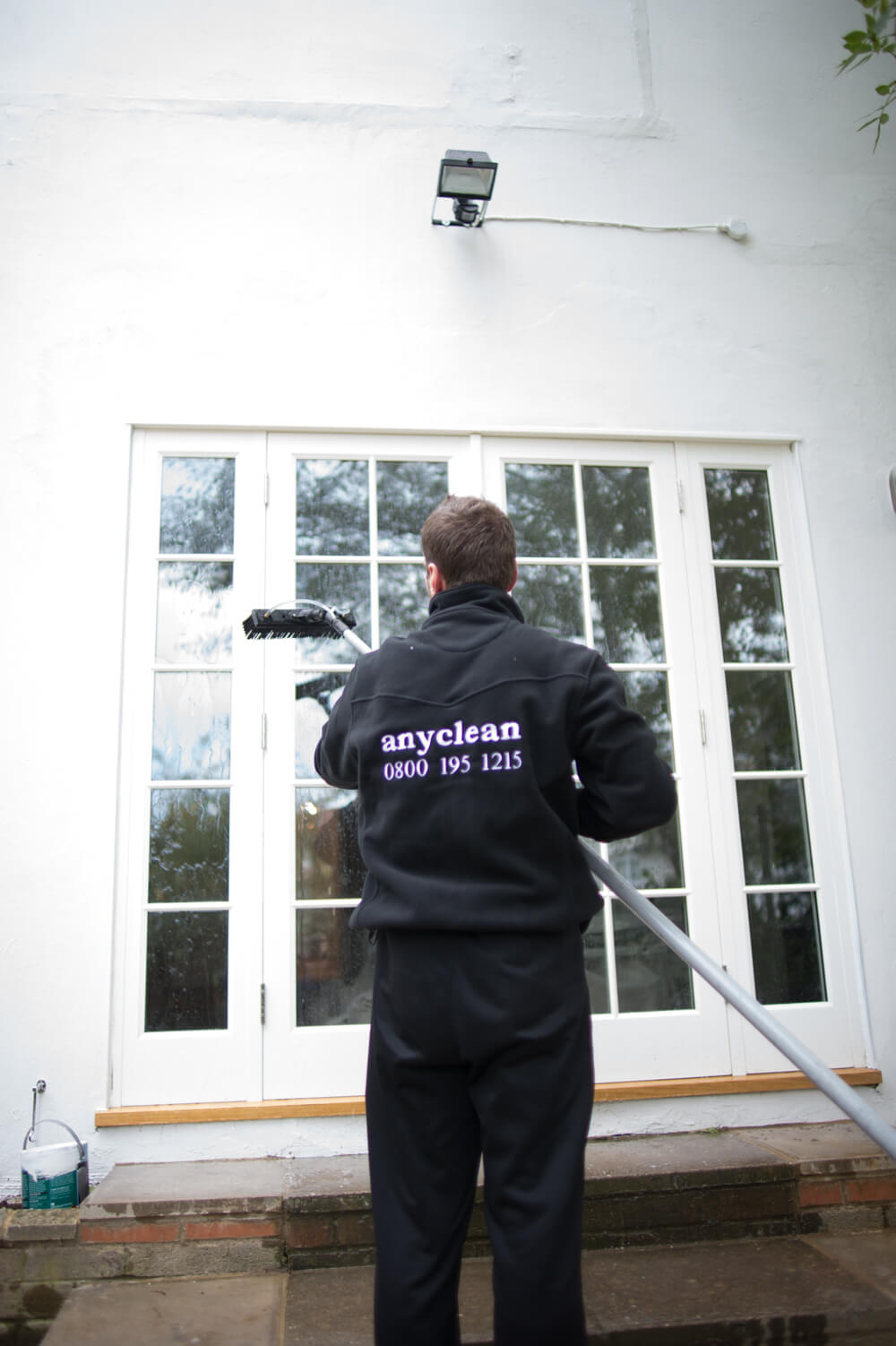 Bullet-proof window cleaning performance in East Finchley