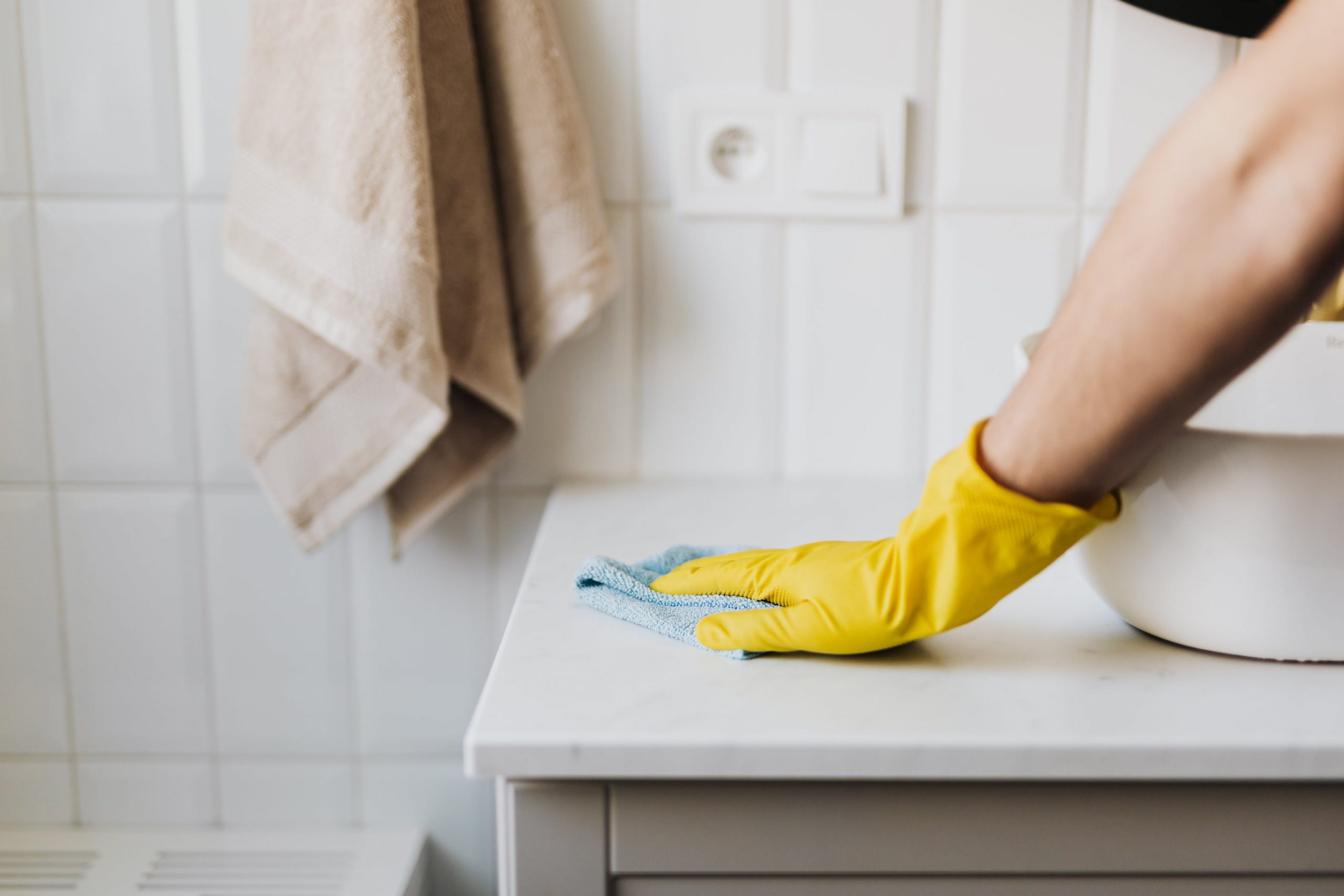 end-of-tenancy-cleaning-chiswick Efficient move out cleaning services or W4 tenants