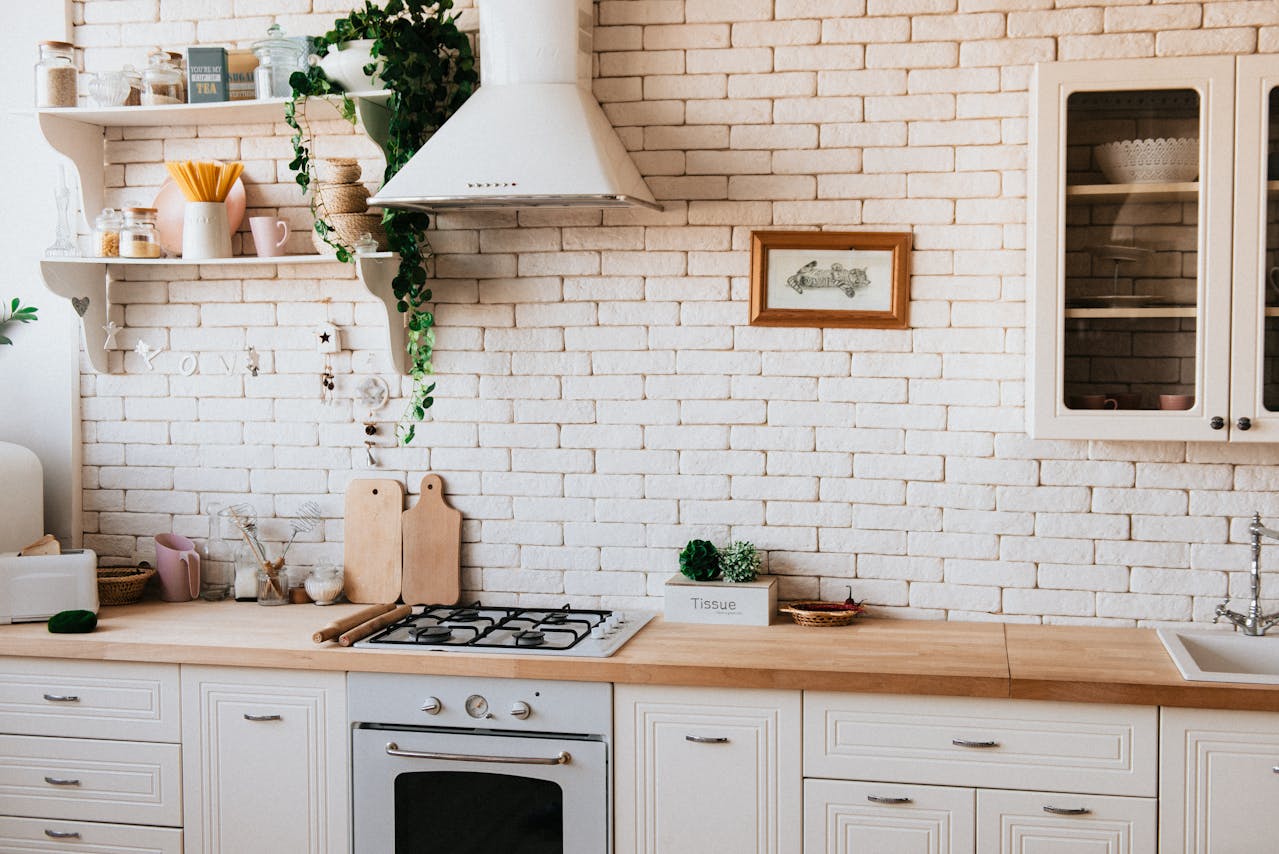 A neat, decluttered kitchen
