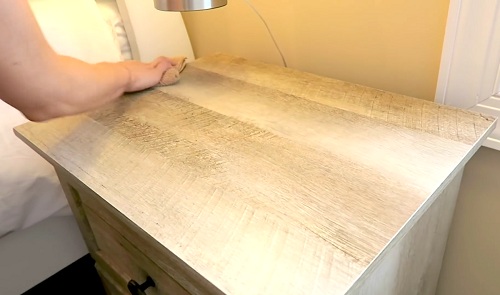we-polish-all-wooden-surfaces-as-part-of-the-tenancy-cleaning Bedroom cabinets dusting in Mill Hill NW7