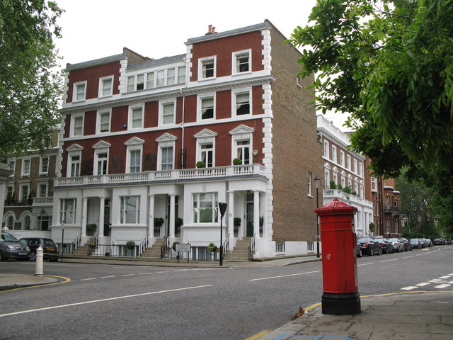 Georgian-style Durham Place in Chelsea, SW3